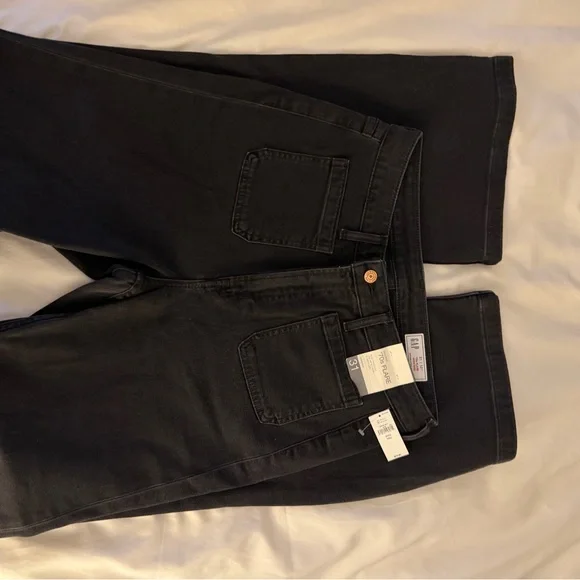 GAP Curvy High Rise '70s Flare Jeans - NWT (31 Tall) - Picture 5 of 6